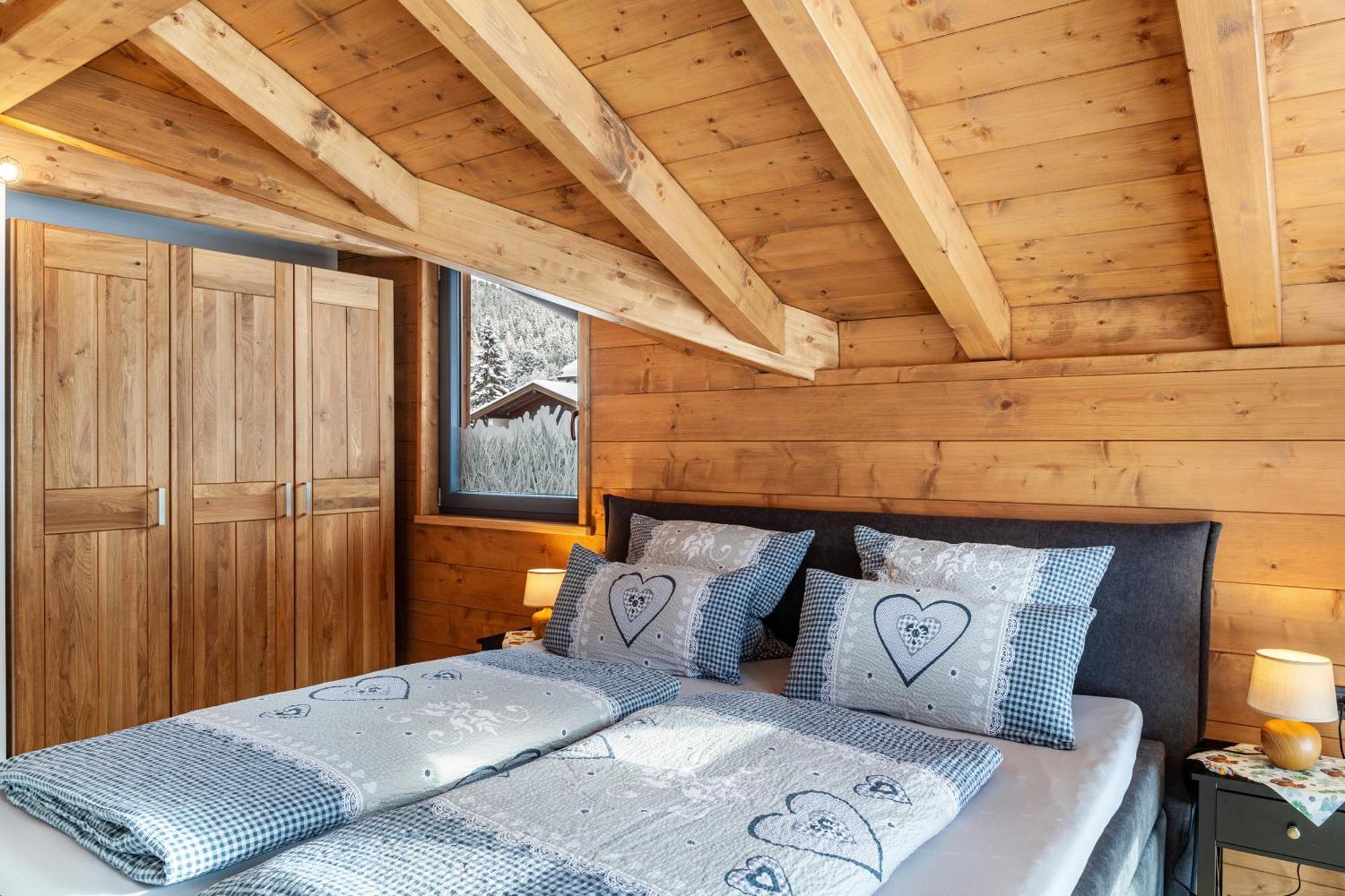 Chalet Aus Holz Garmisch-Partenkirchen Exterior photo